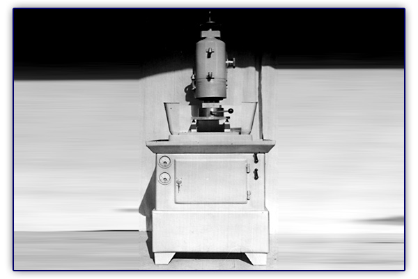 Manual grinder
